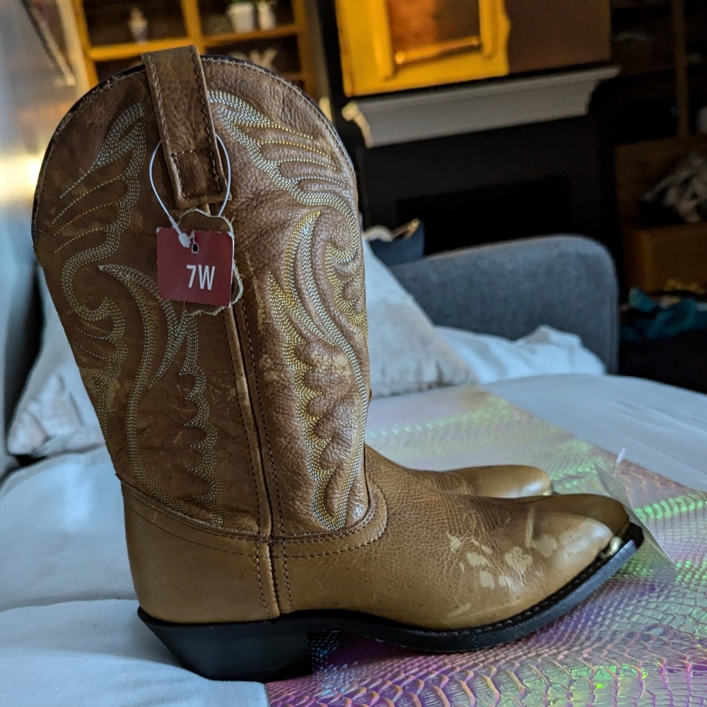 Women's Size 7W Cowboy Boots - Picture 4 of 6